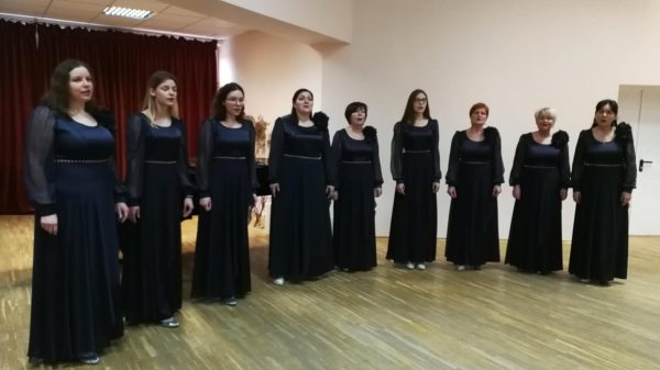 ŠKAC Alksniupių kultūros namų vokalinis moterų ansamblis „Nona“